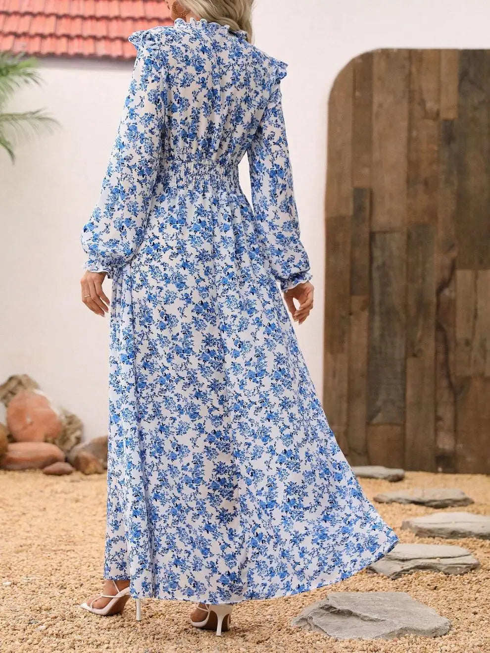 Autumn long-sleeve ruffled collar A-line dress – stylish & elegant.