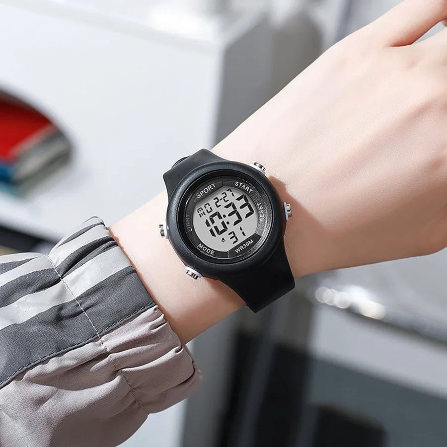 Multifunction Kids Watch Fashion Boys and Girls Student Electronic Wristwatch Alarm Clock Luminous college style Sports watch