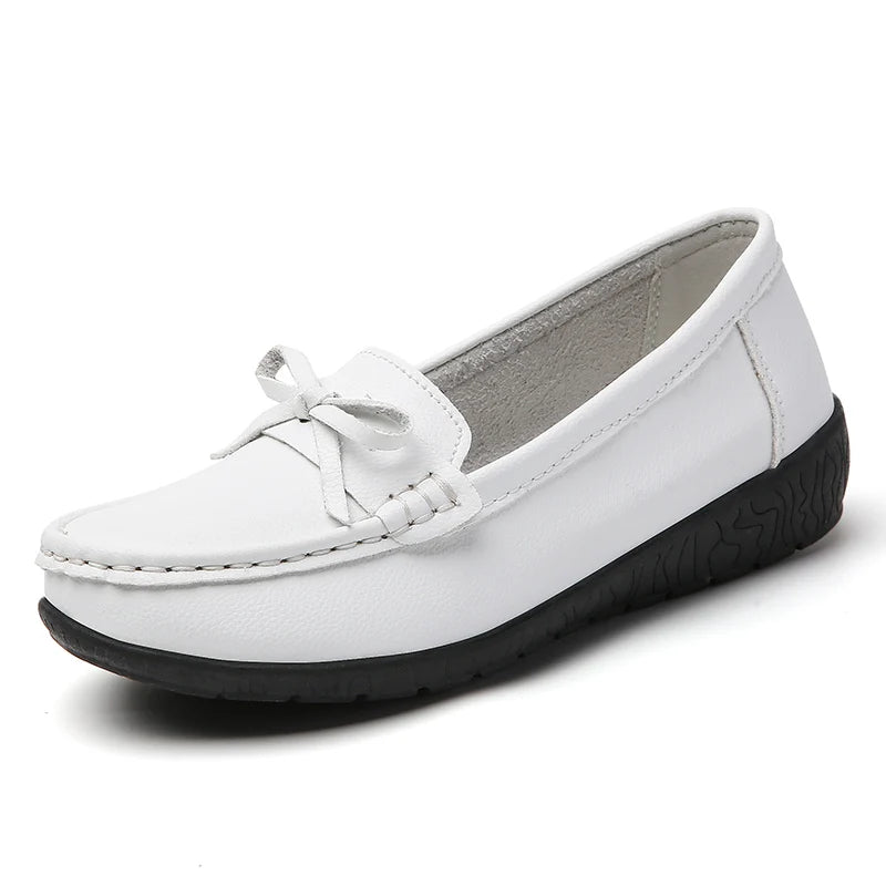 Stylish breathable leather flats for women – comfy casual wear.