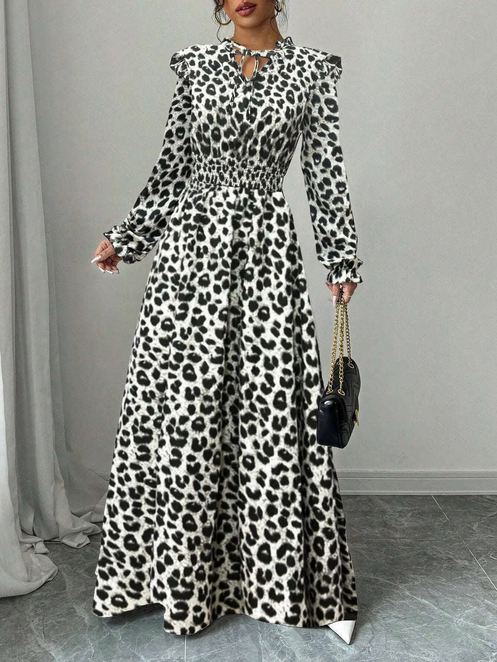 Autumn long-sleeve ruffled collar A-line dress – stylish & elegant.