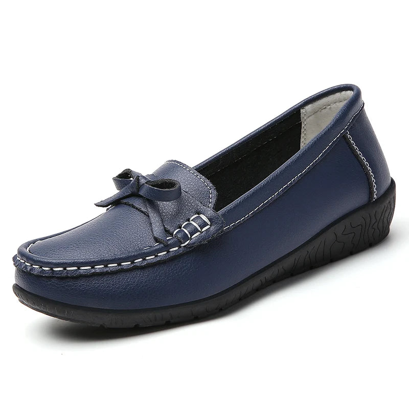 Stylish breathable leather flats for women – comfy casual wear.